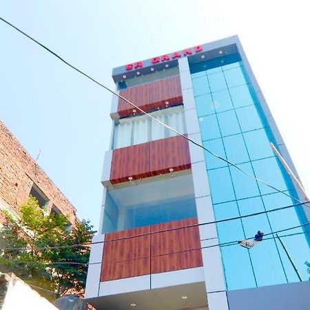 Hotel Sr Grand Горакпур Екстериор снимка